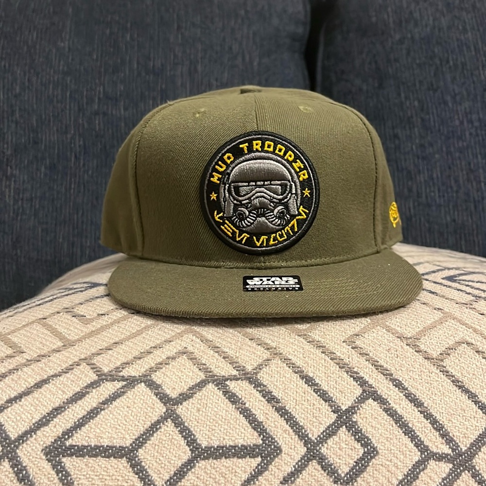 FUNKO SMUGGLERS BOUNTY EXCLUSIVE MUD TROOPER SNAPBACK